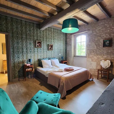 Presbytère D'arpentian Bed & Breakfast Jegun