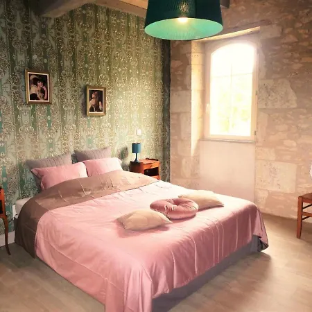 Bed & Breakfast Presbytère D'arpentian 3*