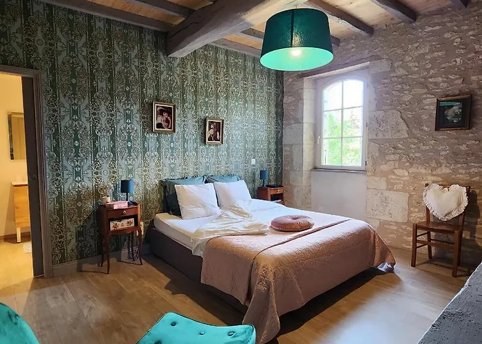 Presbytere D'arpentian Bed & Breakfast Jegun